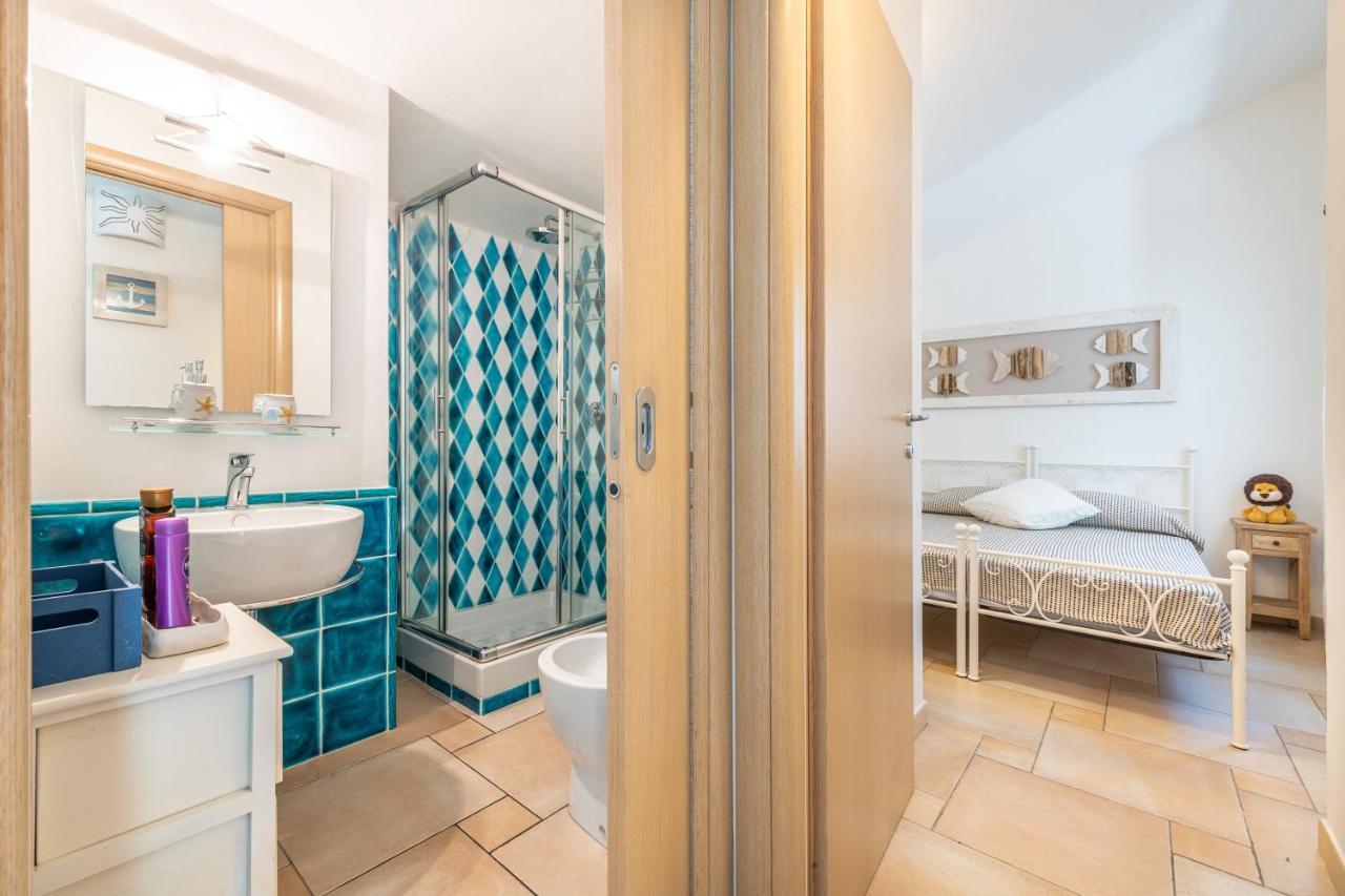 Casa Vacanza Il Bouganville ヴィッラシミーウス エクステリア 写真